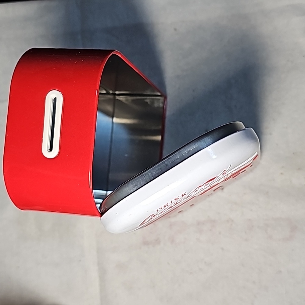Coca-Cola Bundle - Picture 3 of 16